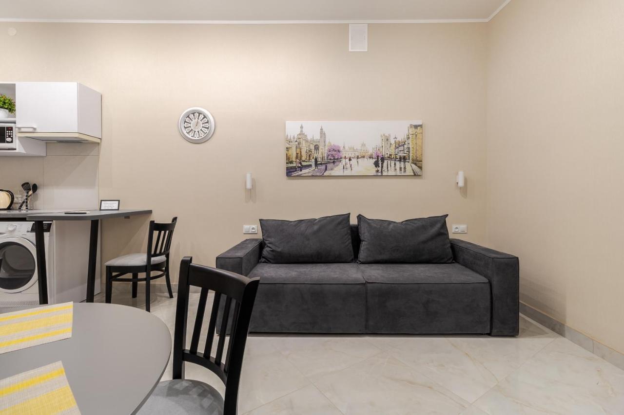 Luxury Flat In Downtown 2 Daire Lviv Dış mekan fotoğraf